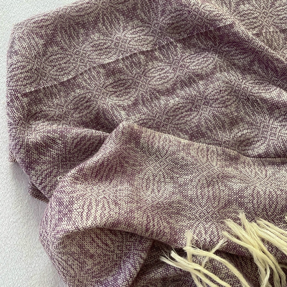 Shawl - Picture 2 of 2